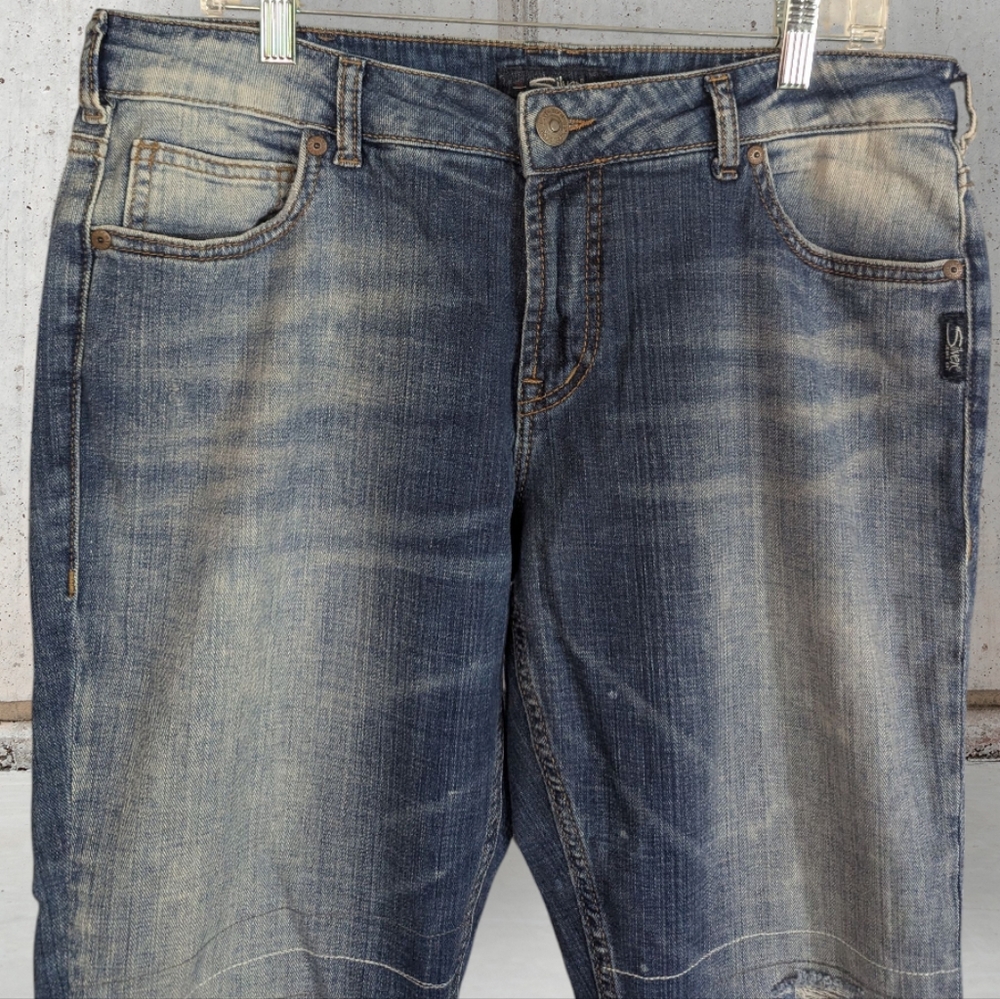 EUC Silver Girlfriend Distressed Raw Hem Jeans Size 16/L29 - Picture 2 of 8